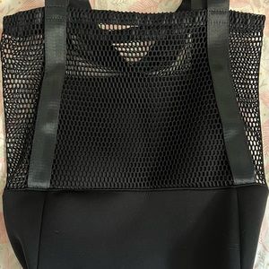 Gap Mesh Tote Beach Bag. Black. Excellent condition